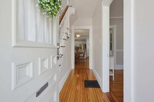 2 Dearborn Ave, Beverly, MA 01915