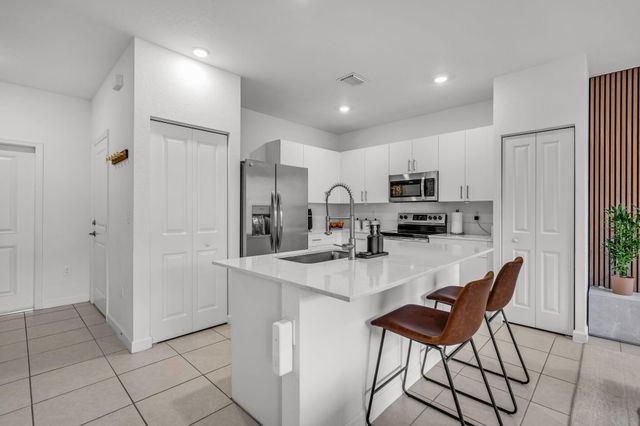 4613 NW 118th Avenue 4613, Coral Springs, FL 33076