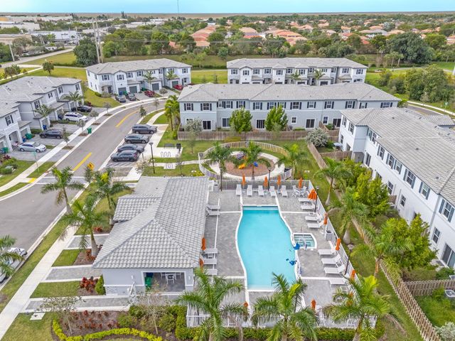 4613 NW 118th Avenue 4613, Coral Springs, FL 33076