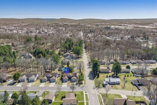 433 14th Avenue, Baraboo, WI 53913