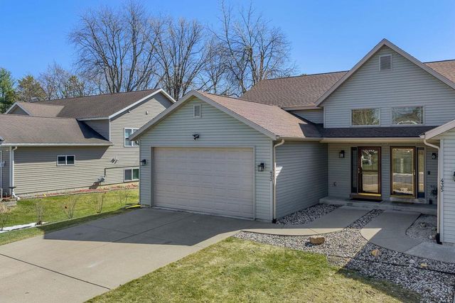 433 14th Avenue, Baraboo, WI 53913