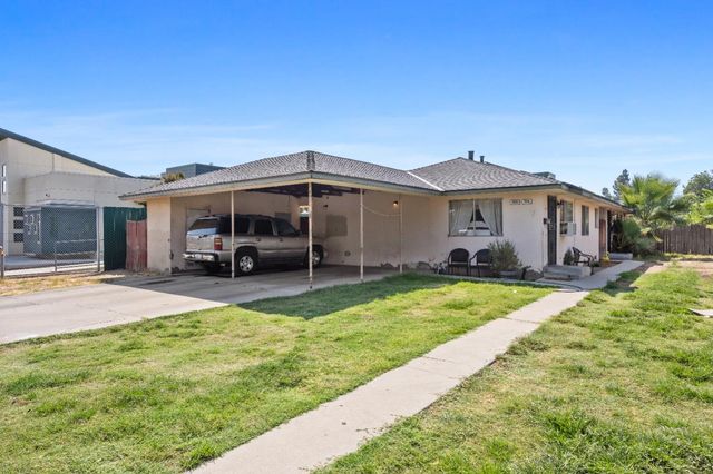 3626 E Lowe Avenue, Fresno, CA 93702