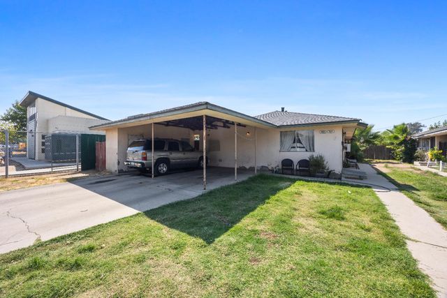 3626 E Lowe Avenue, Fresno, CA 93702