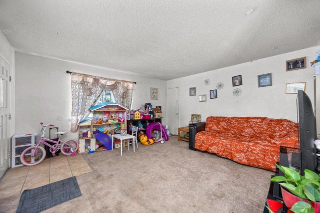 3626 E Lowe Avenue, Fresno, CA 93702