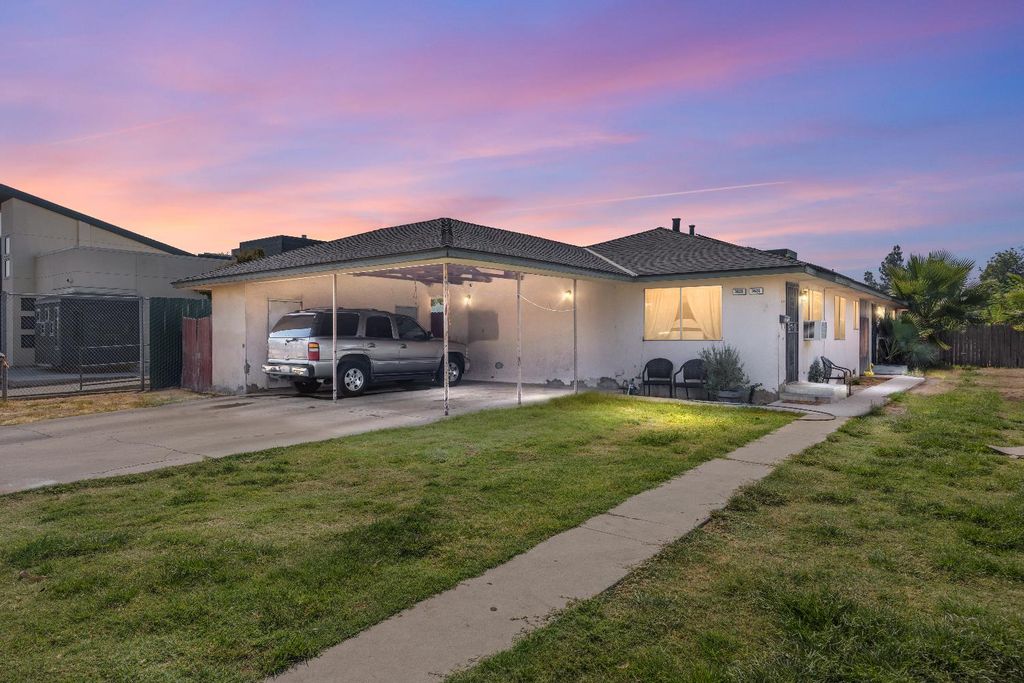 3626 E Lowe Avenue, Fresno, CA 93702