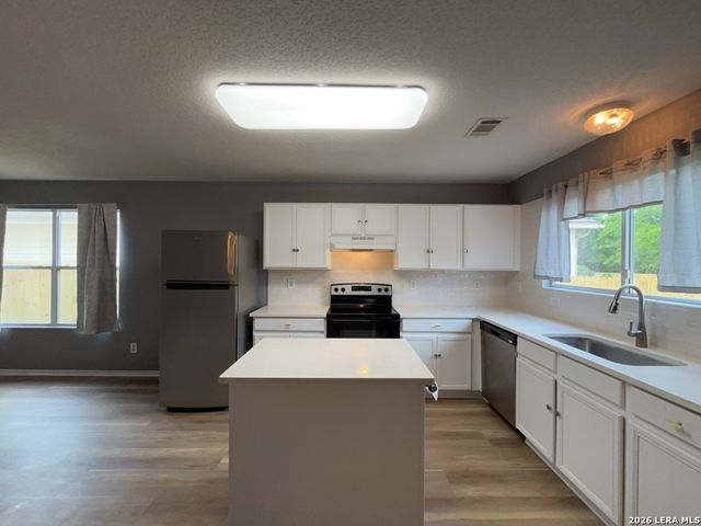 9011 Laguna Falls, San Antonio, TX 78251