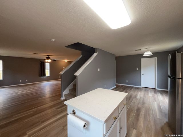 9011 Laguna Falls, San Antonio, TX 78251