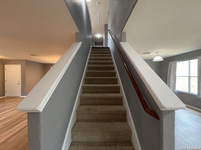 9011 Laguna Falls, San Antonio, TX 78251