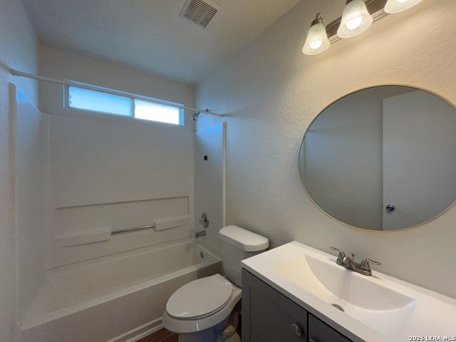 9011 Laguna Falls, San Antonio, TX 78251