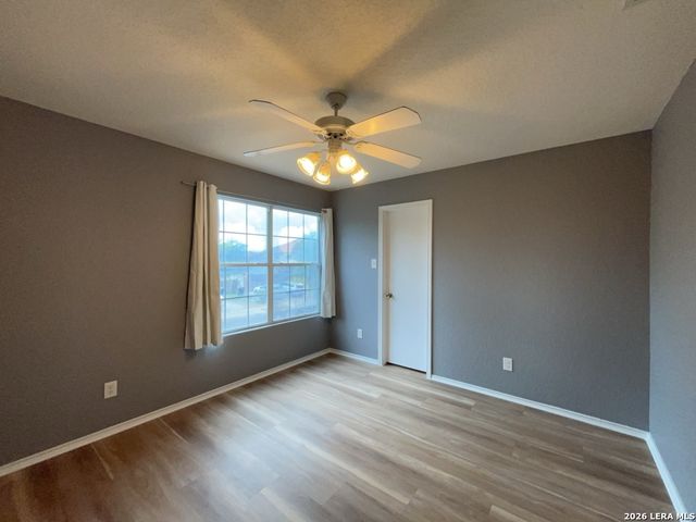 9011 Laguna Falls, San Antonio, TX 78251