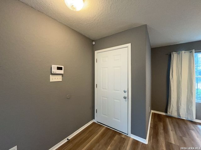 9011 Laguna Falls, San Antonio, TX 78251