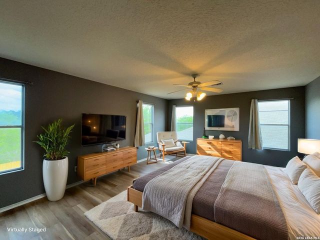 9011 Laguna Falls, San Antonio, TX 78251