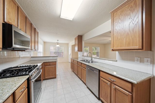 2309 Neches Drive, Deer Park, TX 77536