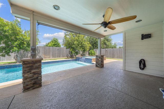 2309 Neches Drive, Deer Park, TX 77536