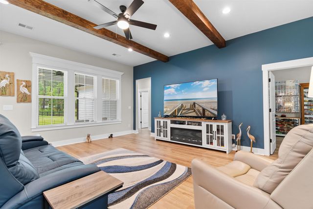 464 NW Boundary Loop Rd., Calabash, NC 28467