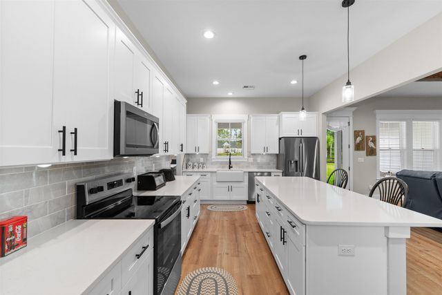 464 NW Boundary Loop Rd., Calabash, NC 28467