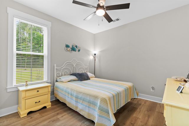 464 NW Boundary Loop Rd., Calabash, NC 28467