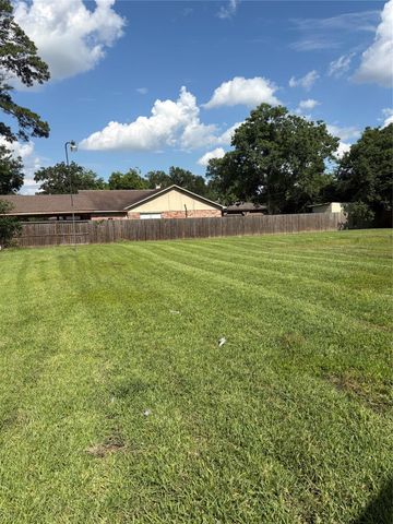 9118 Nyssa Street, Houston, TX 77078