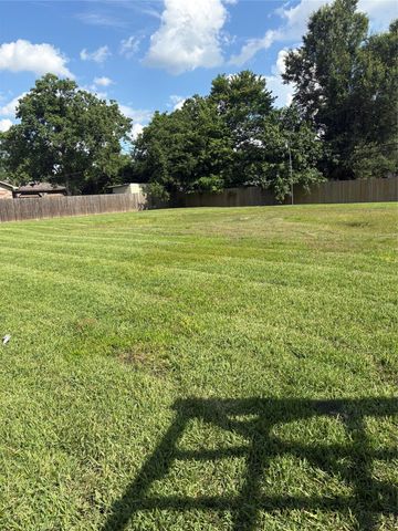 9118 Nyssa Street, Houston, TX 77078