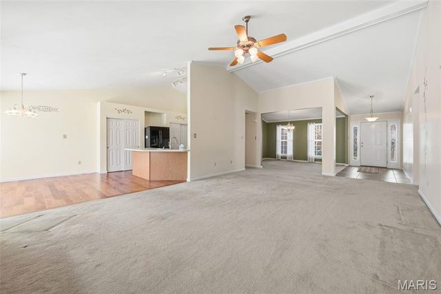 8003 Knights Crossing Drive, O'fallon, MO 63368