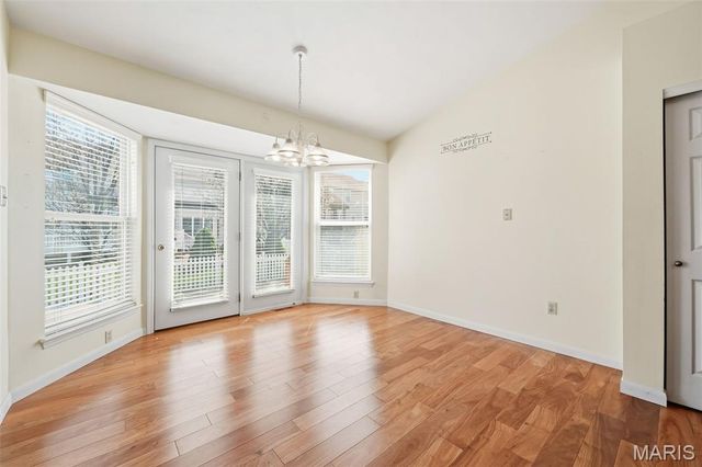 8003 Knights Crossing Drive, O'fallon, MO 63368