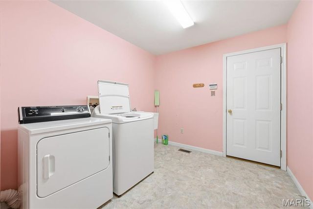 8003 Knights Crossing Drive, O'fallon, MO 63368