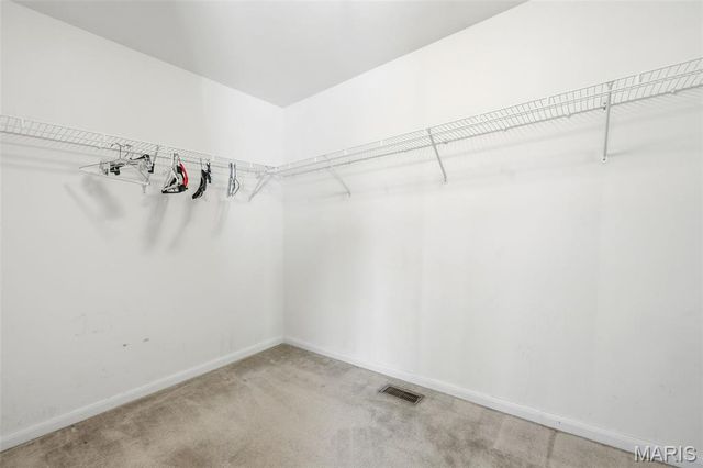 8003 Knights Crossing Drive, O'fallon, MO 63368