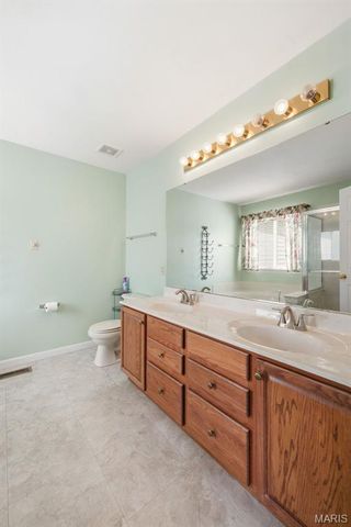 8003 Knights Crossing Drive, O'fallon, MO 63368