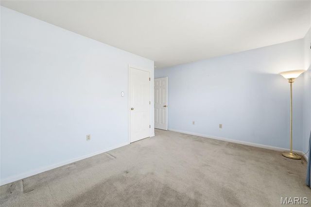 8003 Knights Crossing Drive, O'fallon, MO 63368