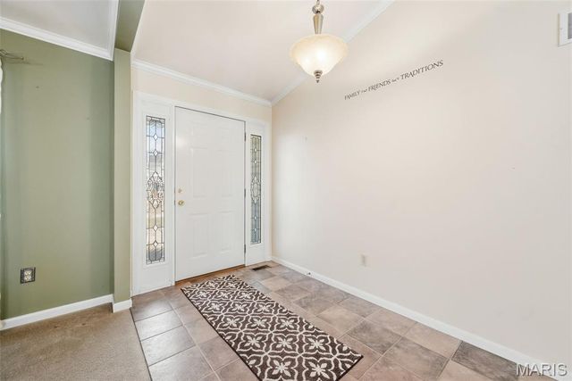 8003 Knights Crossing Drive, O'fallon, MO 63368