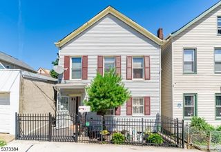 29 Dover St, Paterson City, NJ 07501
