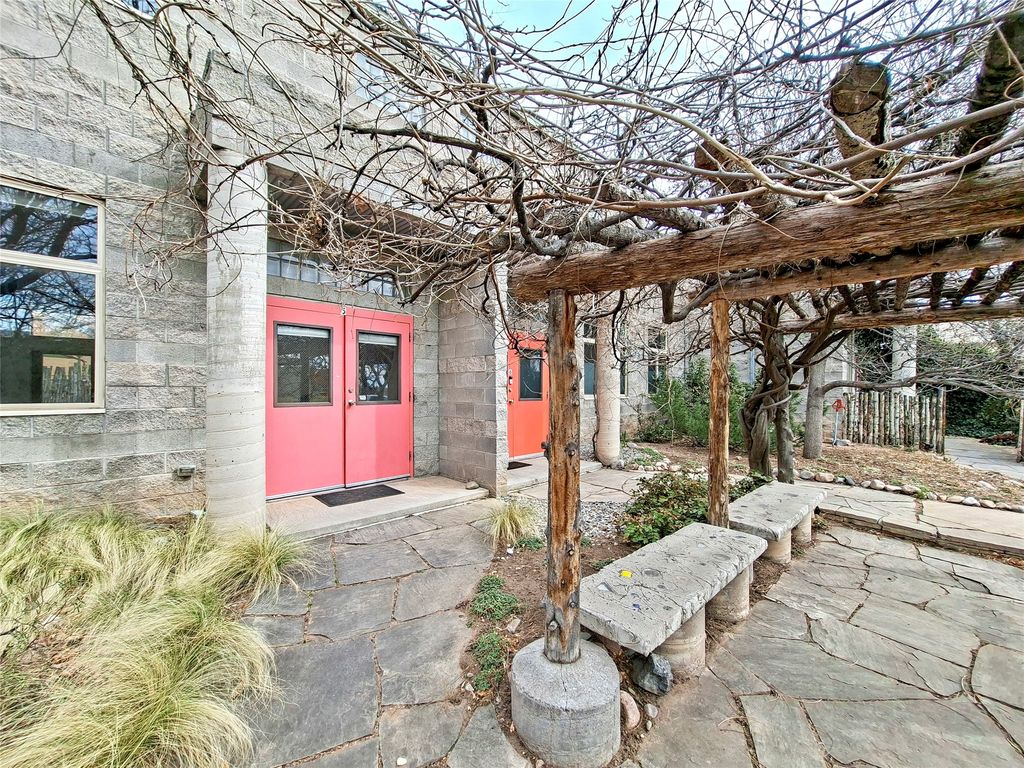 83 Placita De Oro 5, Santa Fe, NM 87501