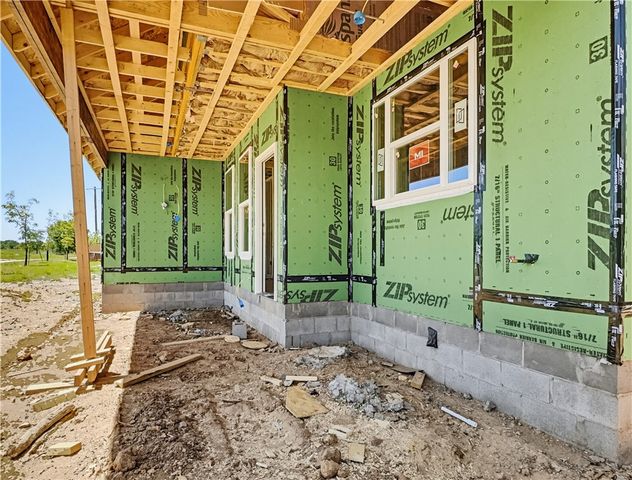 6801 Basswood Avenue, Bentonville, AR 72713
