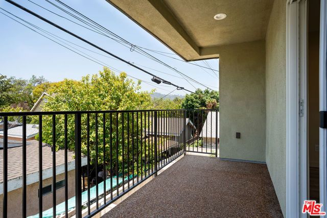3500 La Clede Avenue, Los Angeles, CA 90039