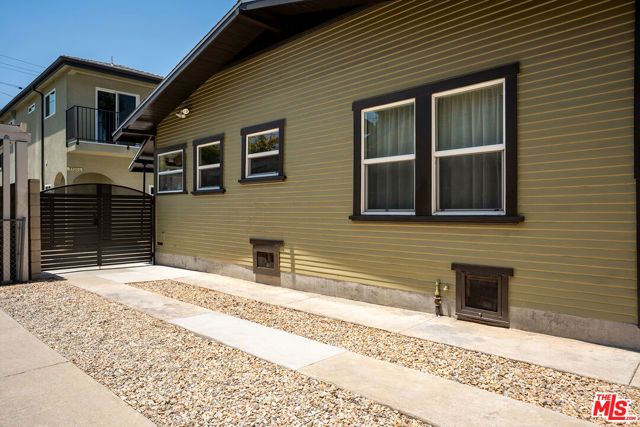 3500 La Clede Avenue, Los Angeles, CA 90039