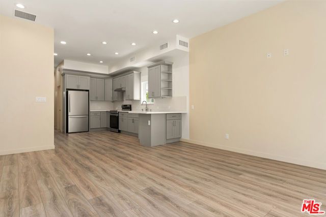 3500 La Clede Avenue, Los Angeles, CA 90039