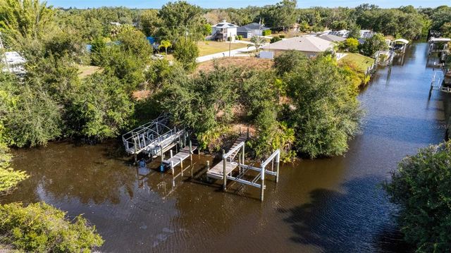 28522 COCO PALM DRIVE, Punta Gorda, FL 33982