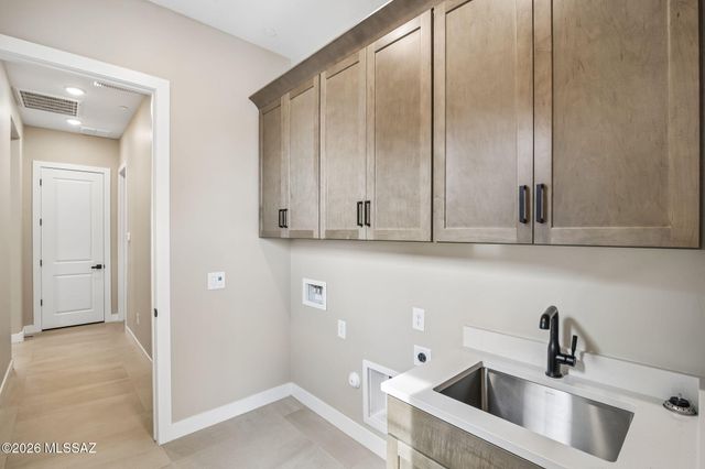 7530 W Beloperon Lane, Marana, AZ 85658