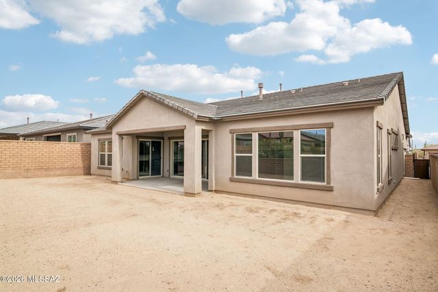 7530 W Beloperon Lane, Marana, AZ 85658
