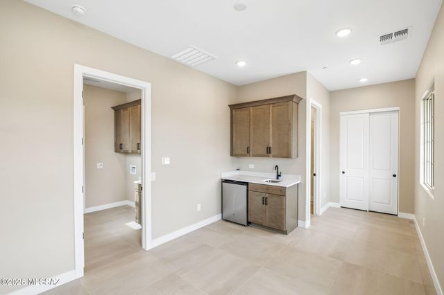 7530 W Beloperon Lane, Marana, AZ 85658