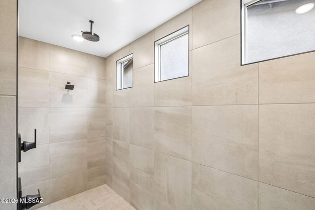 7530 W Beloperon Lane, Marana, AZ 85658