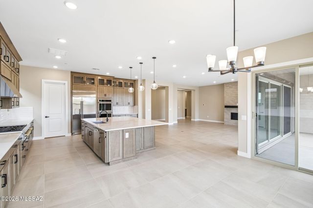 7530 W Beloperon Lane, Marana, AZ 85658