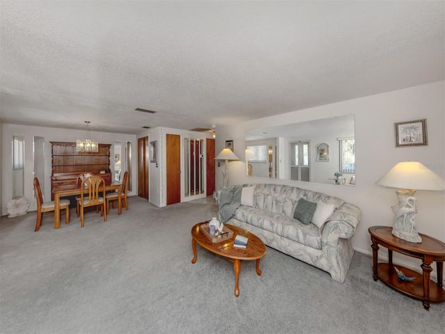 325 PALMETTO ROAD W, Nokomis, FL 34275