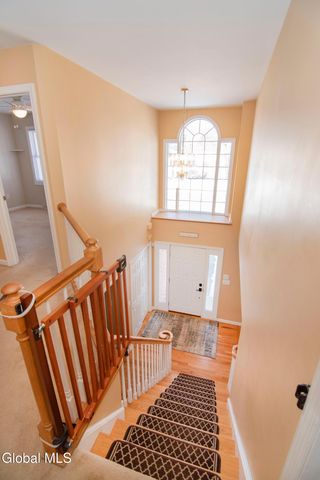 19 Mann Boulevard, Halfmoon, NY 12065