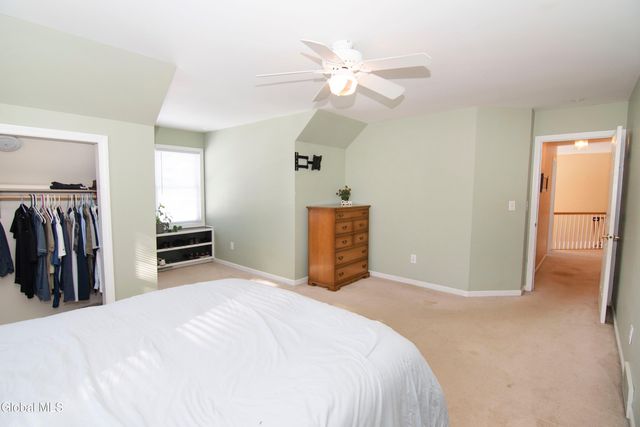 19 Mann Boulevard, Halfmoon, NY 12065