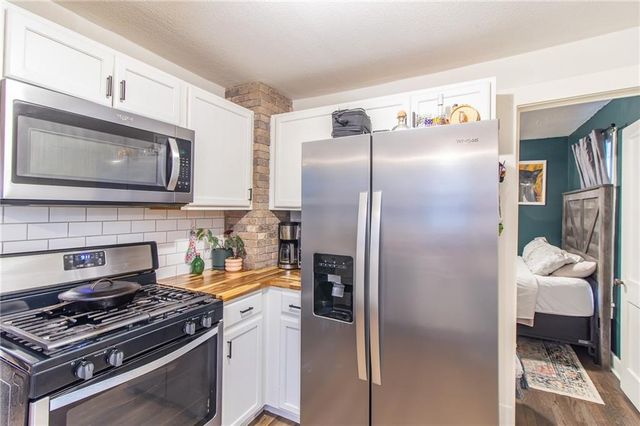 302 Cline Street, Pleasant Hill, MO 64080