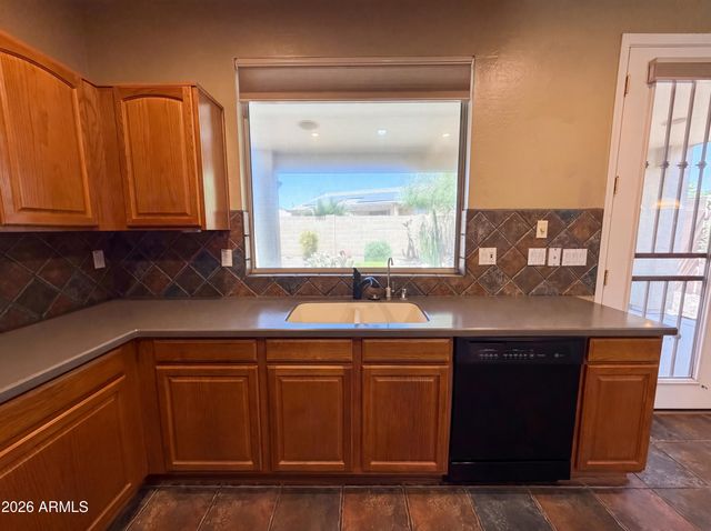 17530 W CARDINAL Drive, Goodyear, AZ 85338