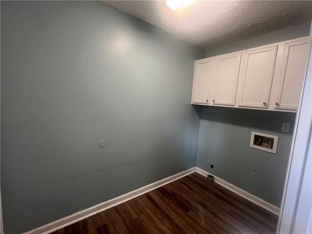 201 Grogan NE Road, White, GA 30184