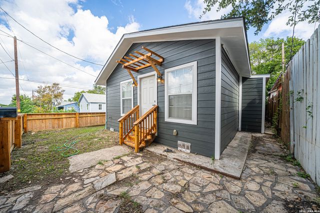 303 Victor, San Antonio, TX 78209