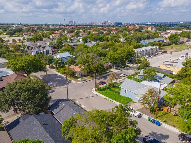 303 Victor, San Antonio, TX 78209